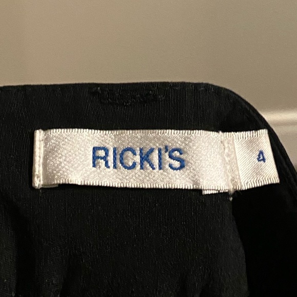 Ricki’s Button Up Capri Pants 3/4 Pants Stretch, Black, Size 4 - Picture 4 of 4